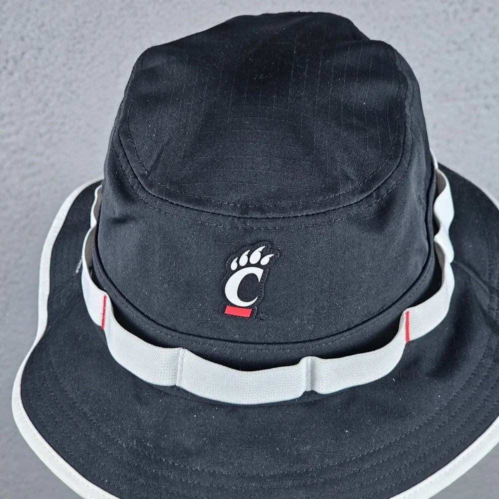 Nike Bucket Hat Men M Black Cincinnati Bearcats Apex Boonie Dri-FIT On-Field